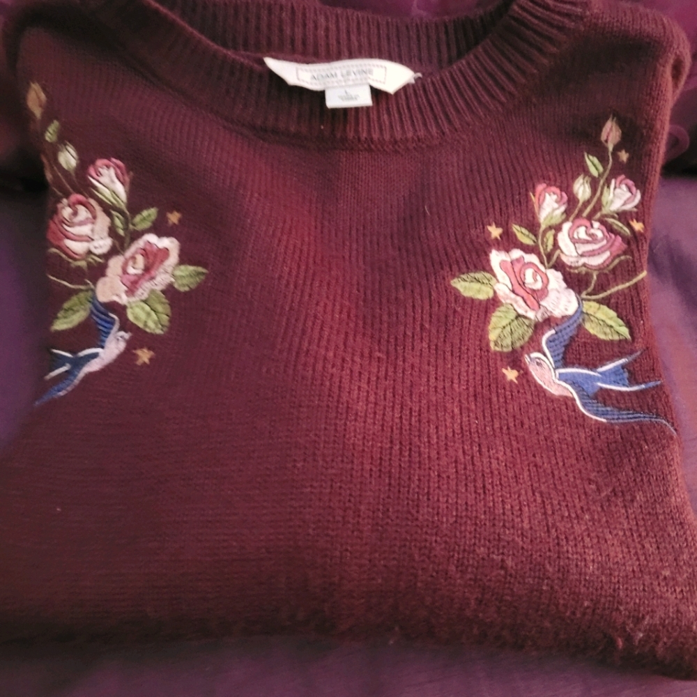 Adam Levine size large sweater